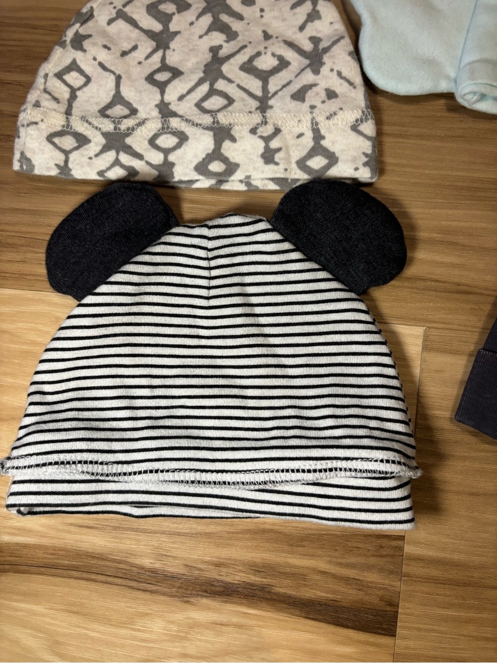 Bundle Infant Beanie Hats - Picture 6 of 9